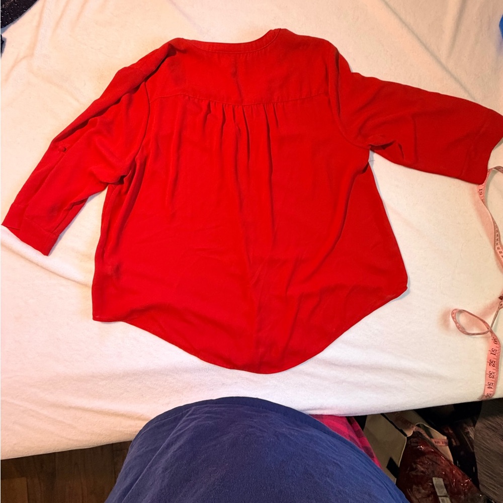 Torrid Red Button Down Sheer like Blouse with 3/4 sleeves roll up (size 1) 14/16 - Picture 5 of 6